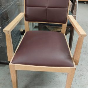 High-Quality Solid Wood Leather Dining Chair (75% New)