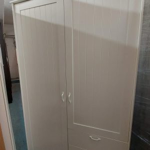 Four-foot wardrobe (75% new)