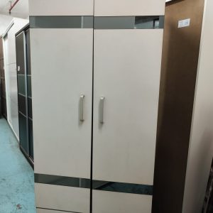 Minimalist Wardrobe (70% New)