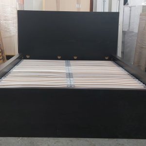 4.5-foot bed (75% new)