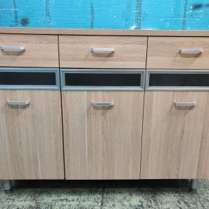 4-foot Red Apple living room cabinet (75% new)