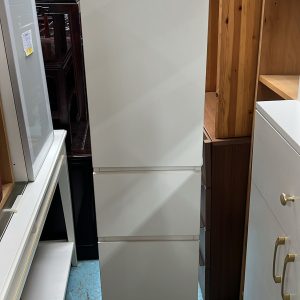 White Locker (70% New)
