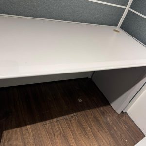 Four-foot office desk (70% new)