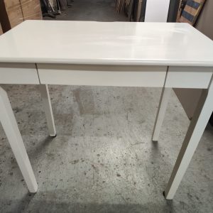 Solid wood desk (70% new)