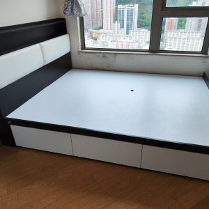 Five-foot bed (70% new)