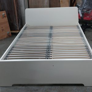 4.5-foot Bed (70% New)