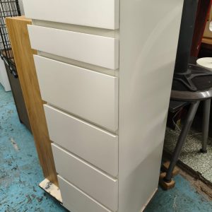 Handsome six-barrel cabinet (80% new)