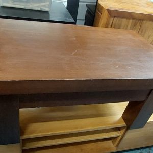 Solid wood coffee table (70% new)