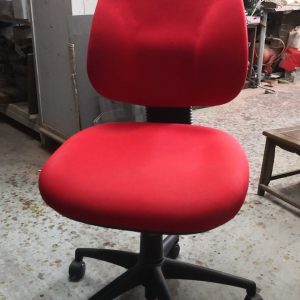 Computer chair (70% new)