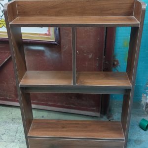 Simple shelving unit (75% new)