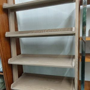 Showroom Shelf Unit (90% New)