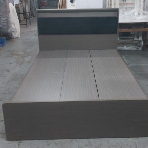 4.5-foot bed frame (75% new)