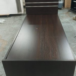 3-foot three-barrel bed (70% new)