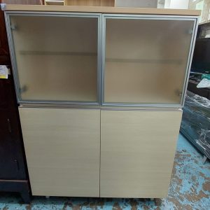 Red Apple Glass Storage (75% New)
