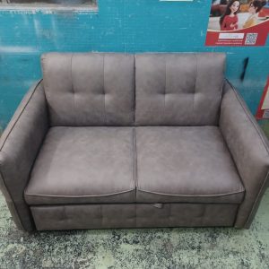 Beautiful leather sofa bed (75% new)