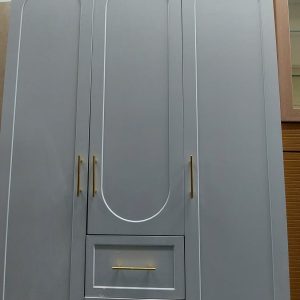 Four-foot tall wardrobe (70% new)