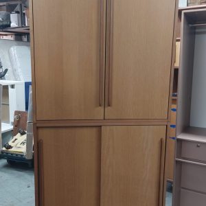Solid Wood Wardrobe (75% New)