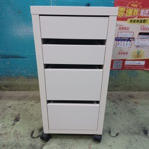 Four-compartment cabinet (70% new) Dimensions: 35cm (width) * 50cm (depth) * 75cm (height)