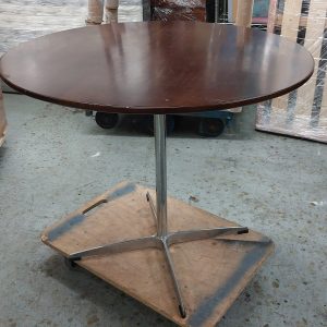 Stainless steel and solid wood dining table (65% new) Dimensions: 89cm (width) * 89cm (depth) * 74cm (height)