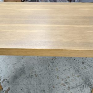 Dining table (70% new) Dimensions: 121-181cm (width) * 80cm (depth) * 76cm (height)