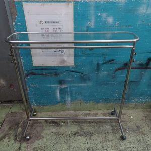 Clothes Drying Rack (60% New) Dimensions: 121CM (W) * 47CM (D) * 124CM (H)