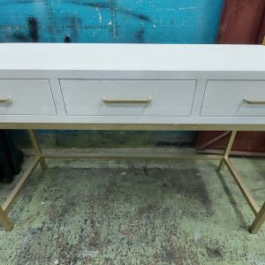 Desk (60% new) Dimensions: 120CM (W) * 47CM (D) * 76CM (H)