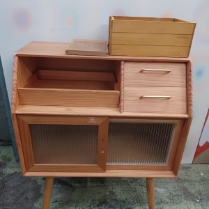 Solid wood storage cabinet (70% new) - Dimensions: 80cm (width) * 44cm (depth) * 115cm (height)//////HOLD