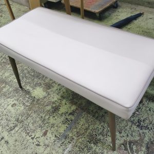 Bench (70% new) - Dimensions: 86cm (W) * 41cm (D) * 46cm (H)