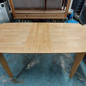 Solid wood hinged dining table (75% new) - Dimensions: 120-150cm (width) * 75cm (depth) * 76cm (height)