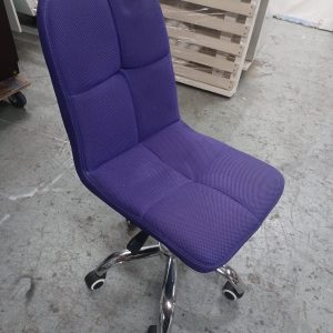 Purple Computer Chair (70% New) Dimensions: 40 cm (W) x 46 cm (D) x 86 cm (H)