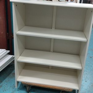 Shelf unit (70% new) - Dimensions: 79cm (width) * 34cm (depth) * 102cm (height)