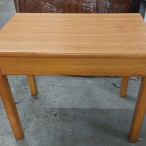 Solid wood three-foot desk (70% new) - Dimensions: 92cm (width) * 56cm (depth) * 77cm (height)