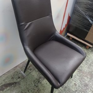 Two high-quality leather dining chairs (70% new) - Dimensions: 49cm (width) * 50cm (depth) * 86cm (height)