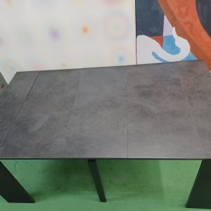 實用開合餐枱(75%新) 尺寸: 50-94-137-181cm(寬)* 100cm(深)* 76cm(高)