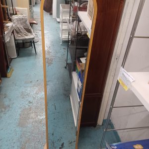 竹製全新鏡掛衣架(70%新) 尺寸: 30cm(寬)* 30cm(深)* 166cm(高)