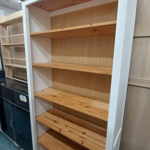 Solid wood shelf/bookshelf (75% new) Dimensions: 89cm (W) * 38cm (D) * 198cm (H)