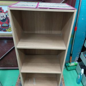 Three-tier shelf (70% new) Dimensions: 42cm (width) * 30cm (depth) * 88cm (height)