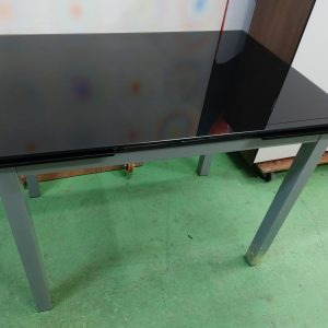 玻璃開合餐枱 (70%新)尺寸: 100-160cm(寬)* 70cm(深)* 77cm(高)