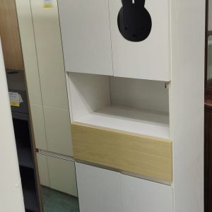 高身鏡面儲物鞋櫃 (75%新) 尺寸: 80cm(寬)* 35cm(深)* 201cm(高)