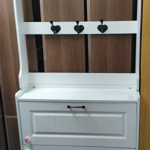 Slim shoe cabinet (75% new) Dimensions: 81cm (width) * 25cm (depth) * 208cm (height)