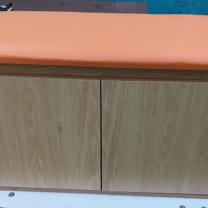 換鞋櫃(70%新) 尺寸: 82cm(寬)* 37cm(深)* 50cm(高)